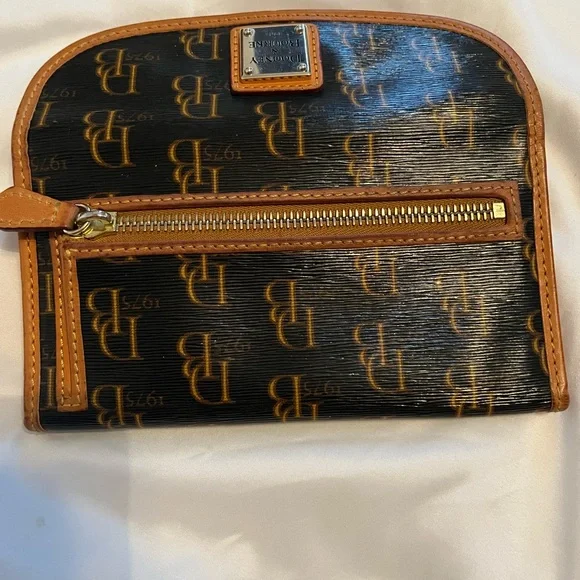 Dooney & Bourke Black/Tan Coated Canvas Satchel/Shoulder Bag AND Matching Wallet - Picture 14 of 15